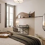 Apartment Tenam - 1 A Archives